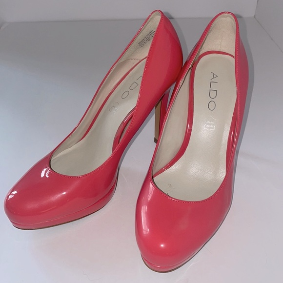 πAldo Coral coloured patent leather heels π